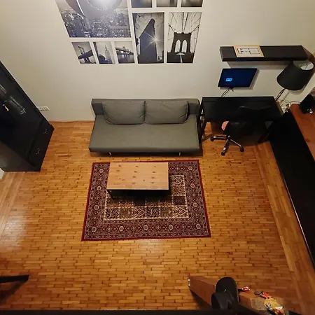 Downtown Loft דירה