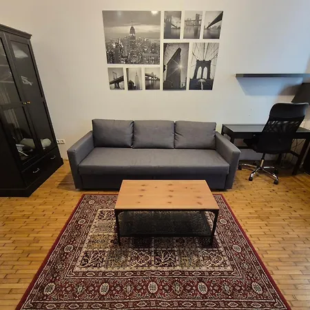 דירה Downtown Loft *