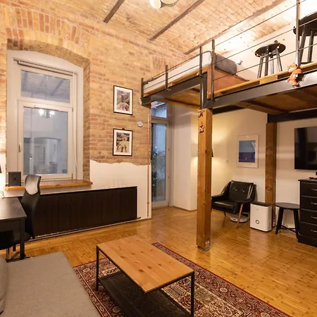Downtown Loft * Budapest
