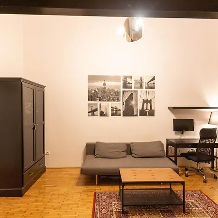 Downtown Loft Apartment *