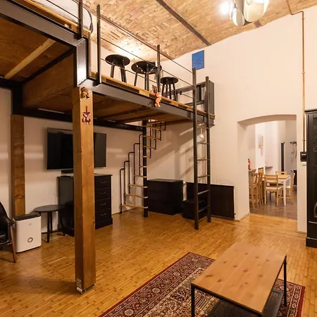 Apartment Downtown Loft Budapest
